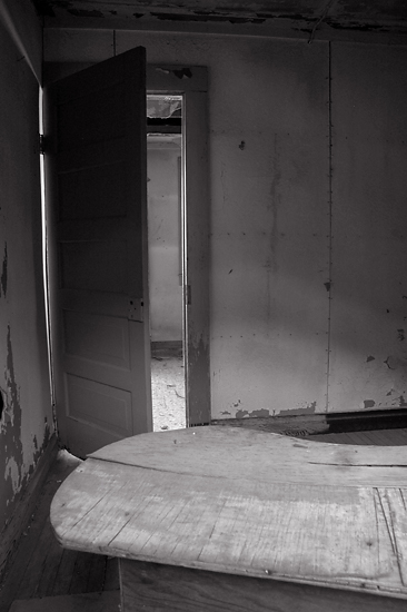 augereberry-camp-interior